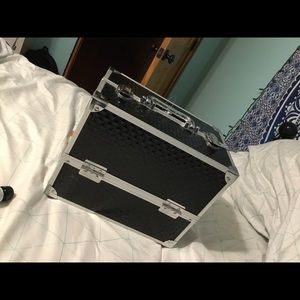 Makeup\nail organizer